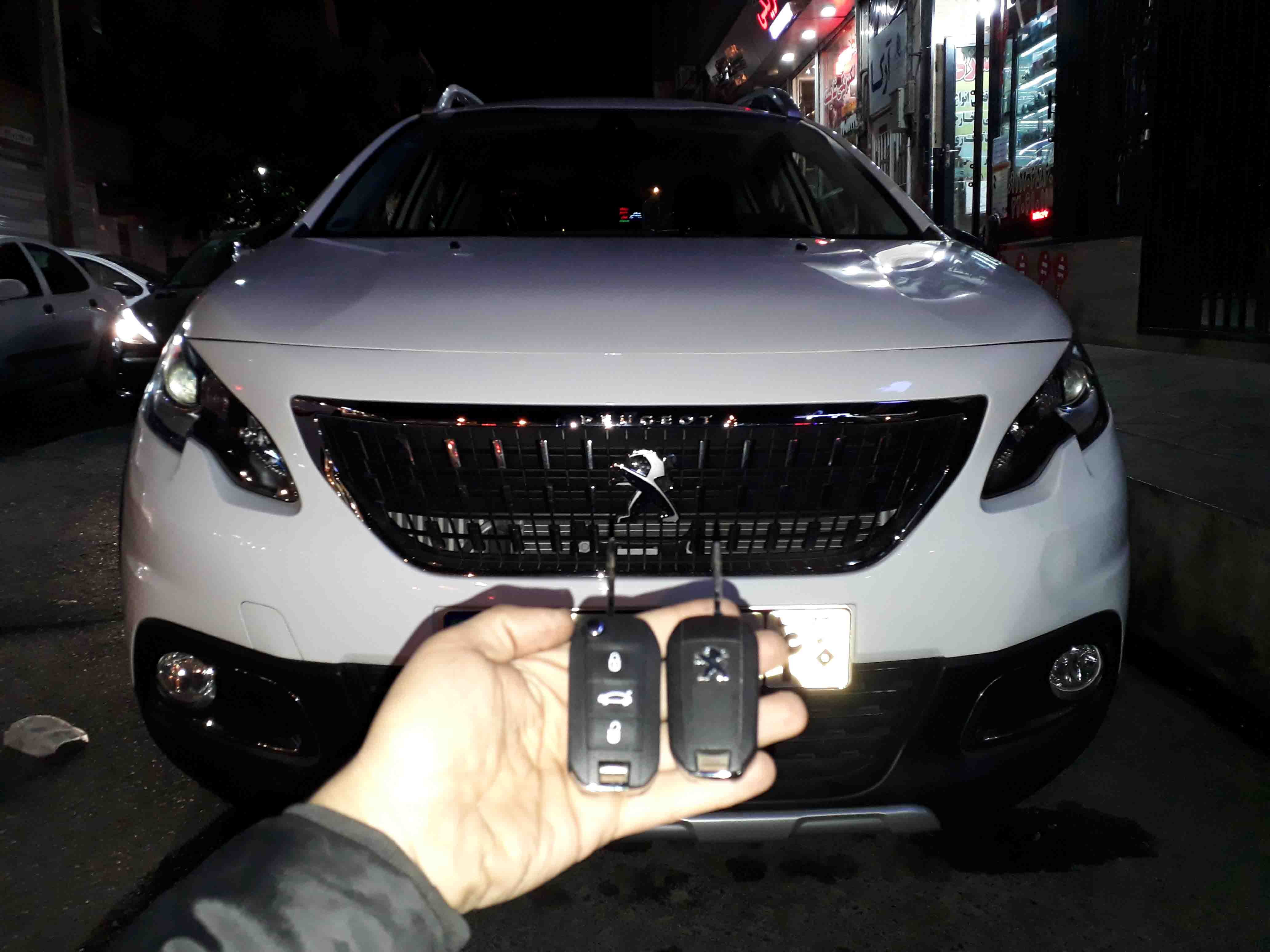 ساخت سوئیچ ریموت یدک برای خودروی پژو 2008