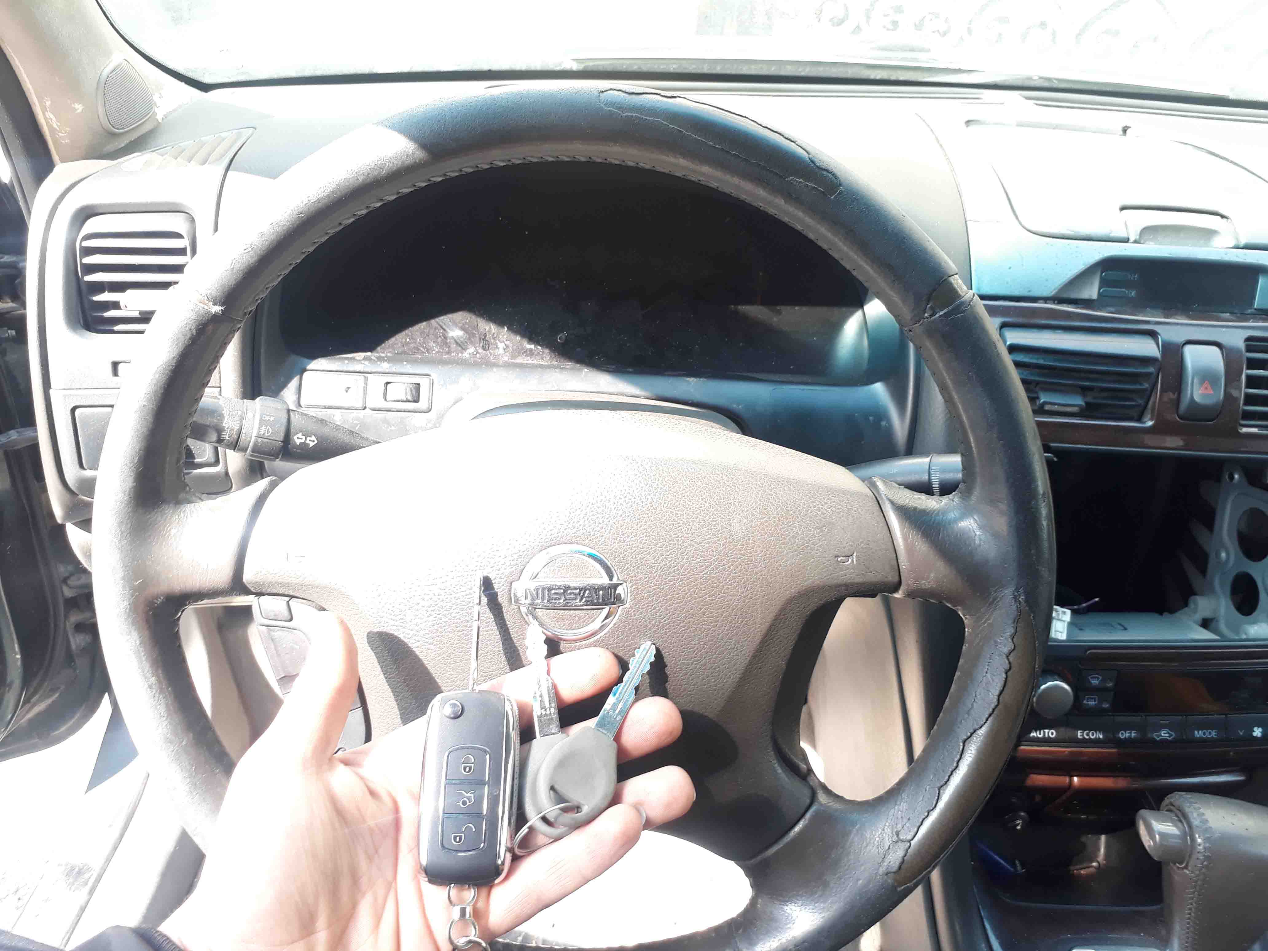 ساخت سوئیچ و ریموت یدک برای خودروی نیسان ماکسیما